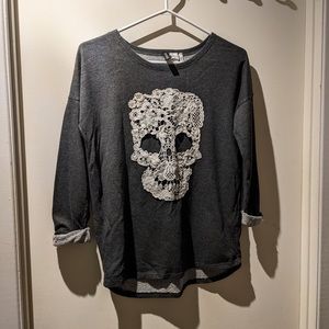 H & M Skull grey sweatshirt size 4
